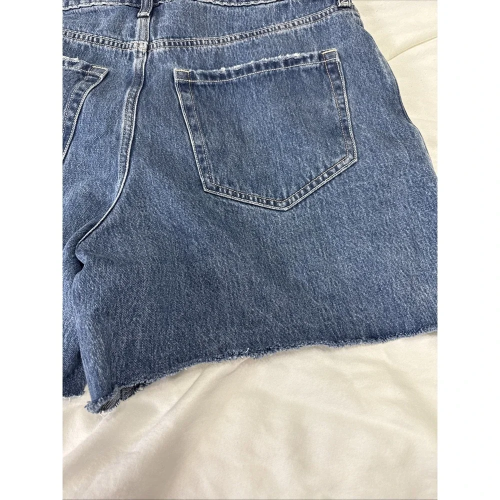 Hollister Shorts Womens 31W Blue Ultra High-Rise 90s Distressed Raw Hem Denim - Picture 6 of 7